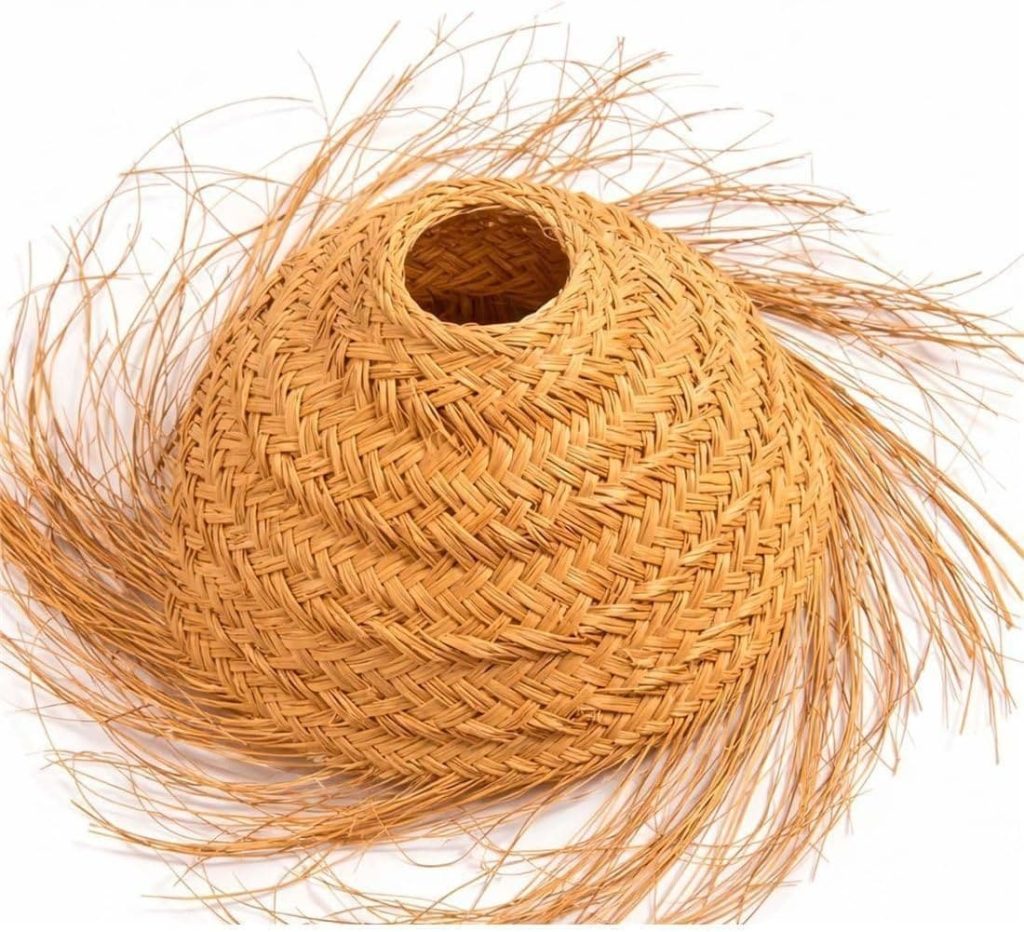 Lámpara de esparto estilo boho
